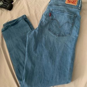 Levi’s size 29 short straight leg jeans